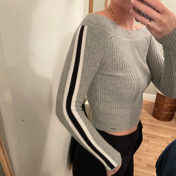 HOLLISTER grey long sleeve shirt size S - Picture 5 of 6